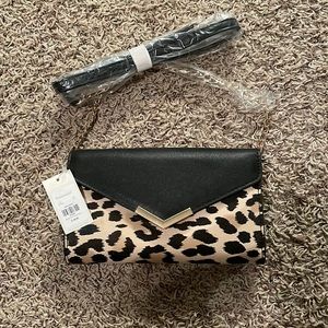 Francesca’s Leopard Wallet/Purse